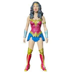 McFarlane DC Multiverse Gal Gadot 19" Wonder Woman Action Figure